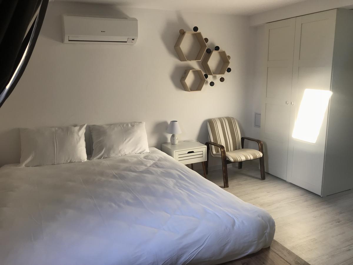 Family Hotel Garden Kurdzhali ภายนอก รูปภาพ